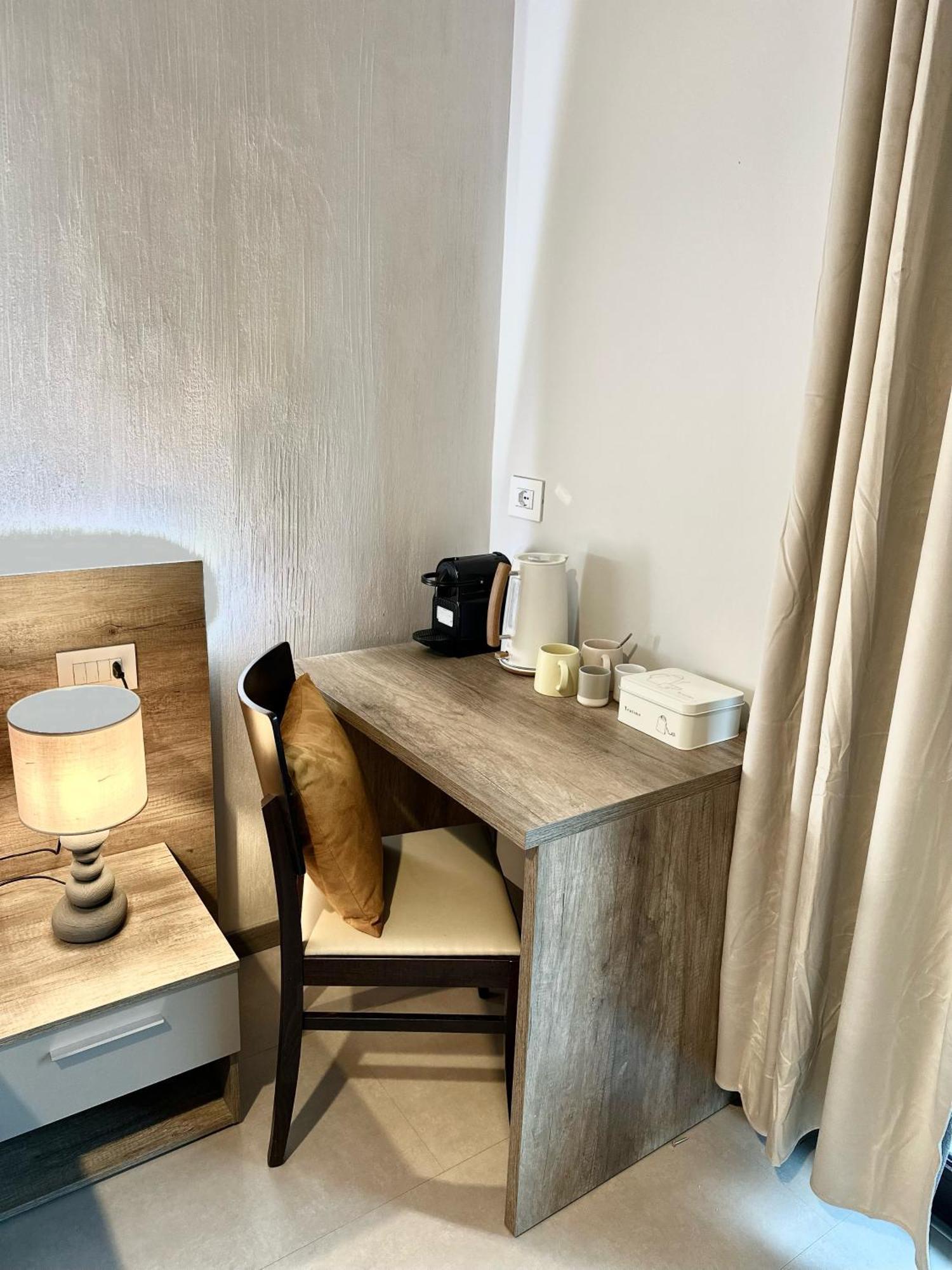 Civico 29 Rooms Peschiera del Garda Exterior foto