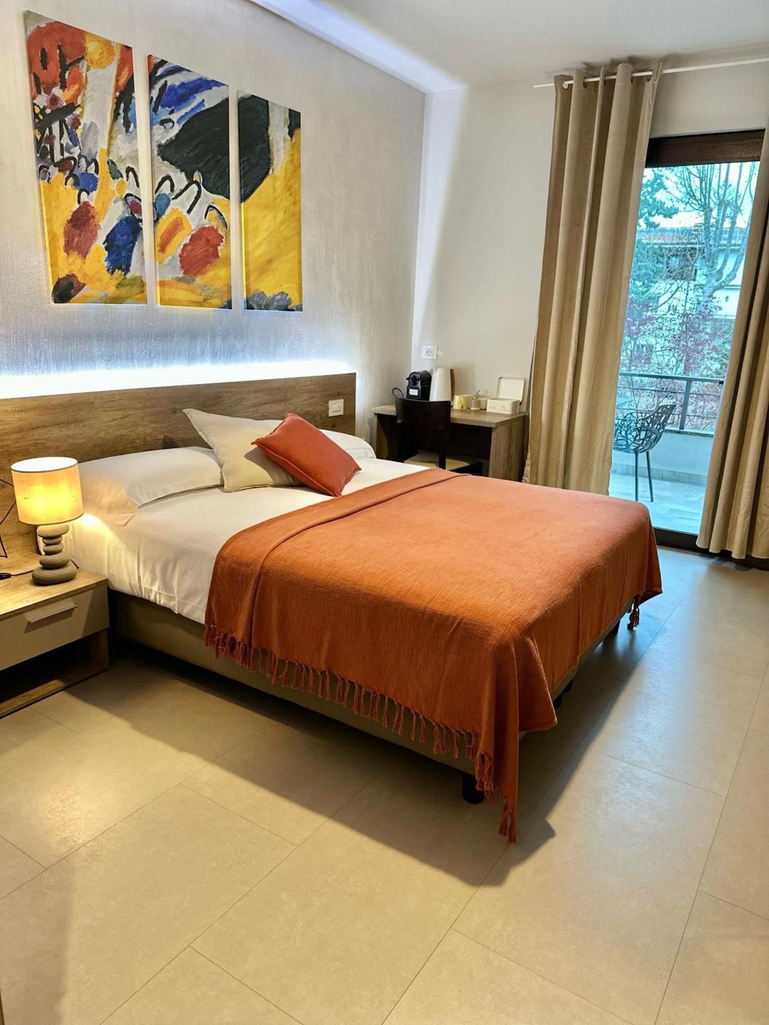 Civico 29 Rooms Peschiera del Garda Exterior foto